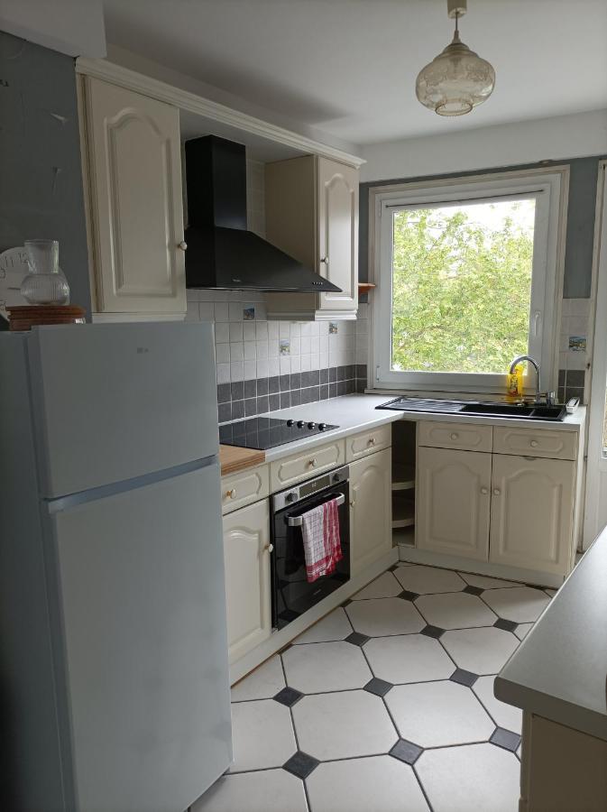 Joli Appartement Type 5 En Centre Ville Châteauroux 外观 照片