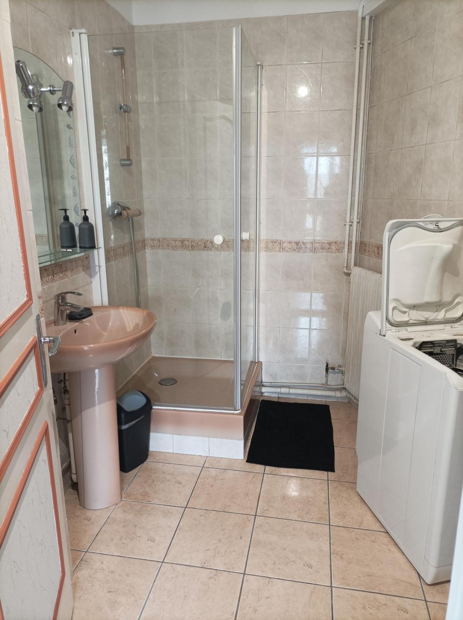 Joli Appartement Type 5 En Centre Ville Châteauroux 外观 照片